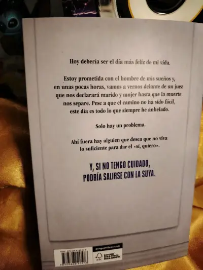 Trilogía de libros La Asistenta de Freida McFadden - miniatura 5
