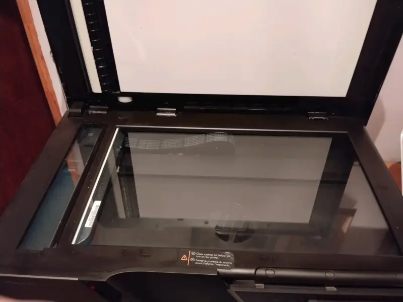 Impresora multifuncional HP OfficeJet Pro con pantalla táctil - 3