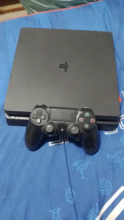 Consola PlayStation 4  pro Slim con Control - miniatura 1
