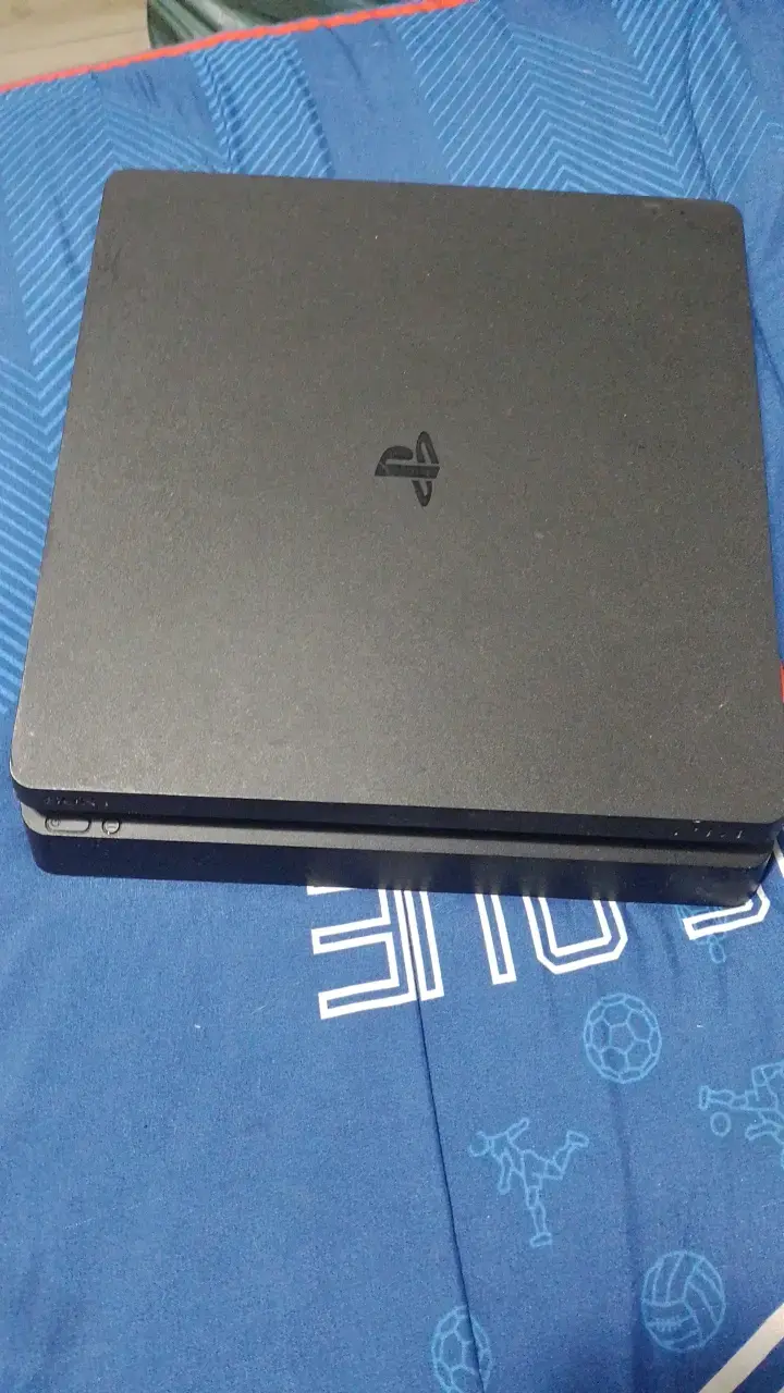Consola PlayStation 4 pro Slim con Control - 2