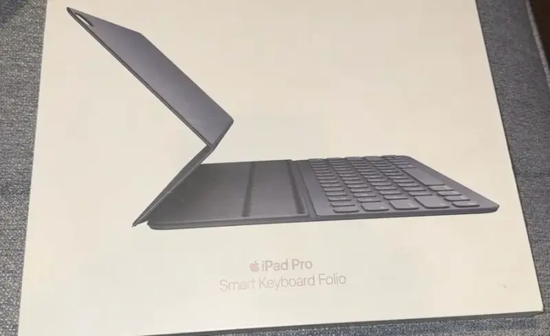 Funda Teclado Smart para iPad Pro 12.9 pulgadas - 1