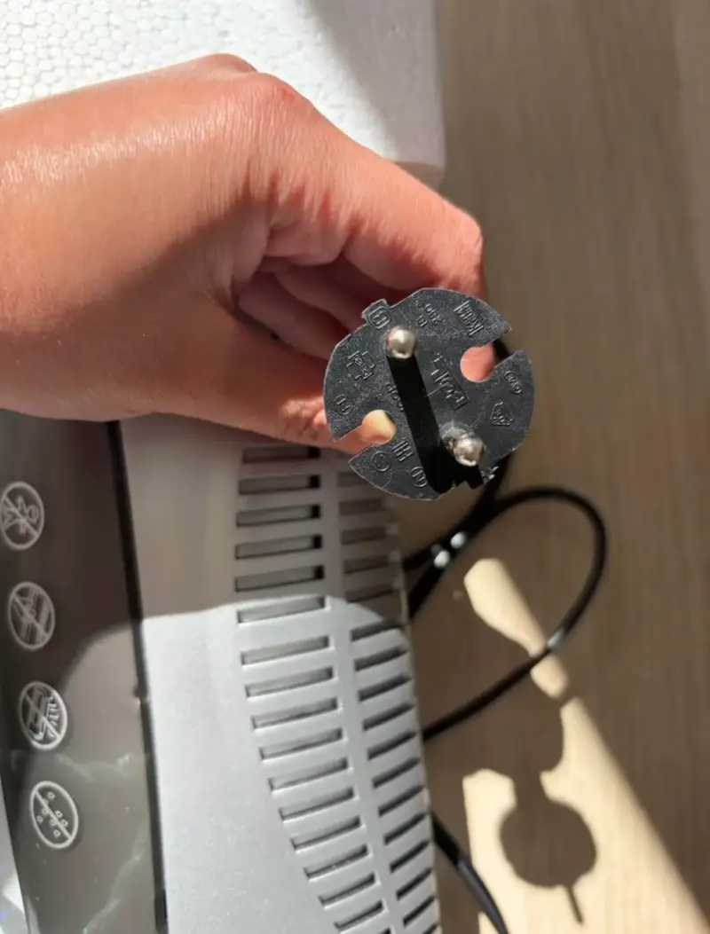 Laminadora térmica A4 Tasbel para oficina - 4