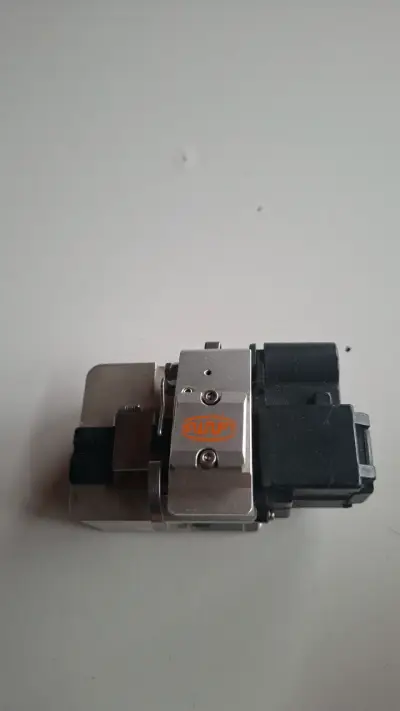 Máquina de fusión de fibra óptica Fujikura 70S - miniatura 4