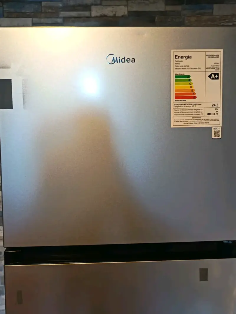 Refrigerador Midea - 1
