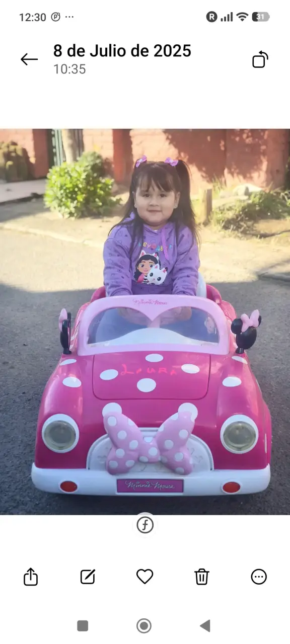Auto eléctrico Minnie Mouse rosa para niños - 1
