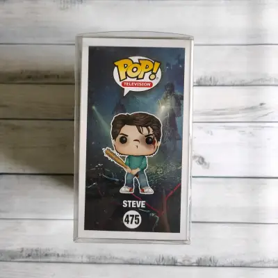 Funko Pop Steve Stranger Things Summer Exclusivo - miniatura 4