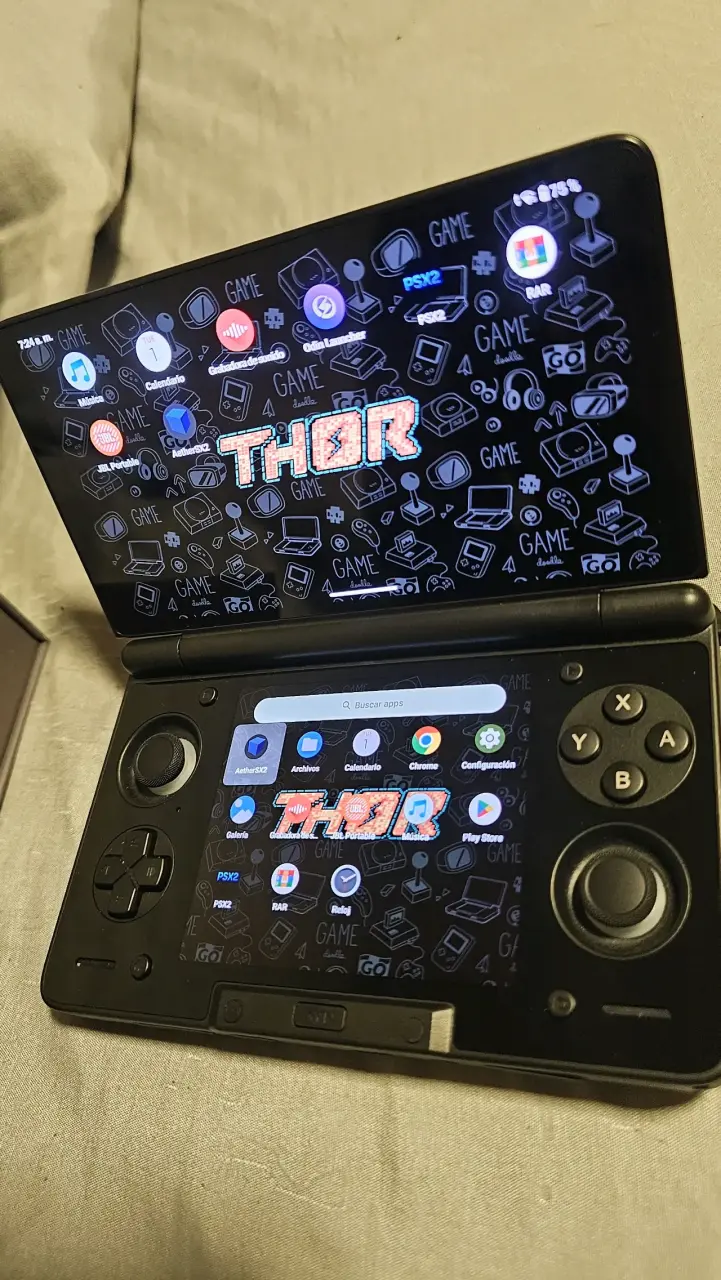 Consola portátil AYANEO Thor con pantalla dual - 3