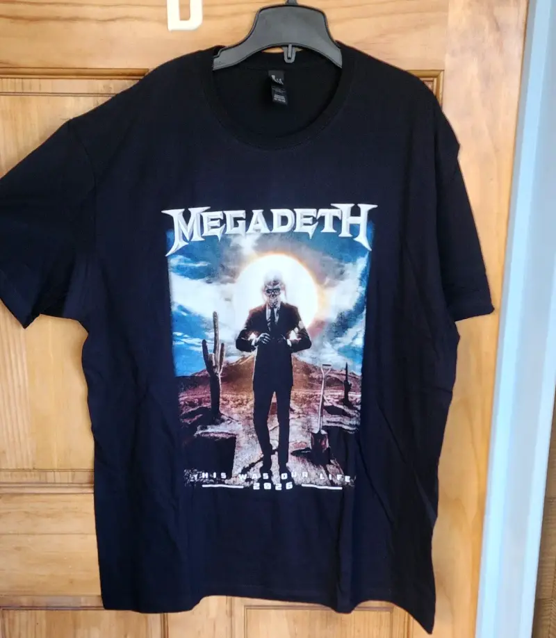 Polera Megadeth negra con diseño gráfico - 2