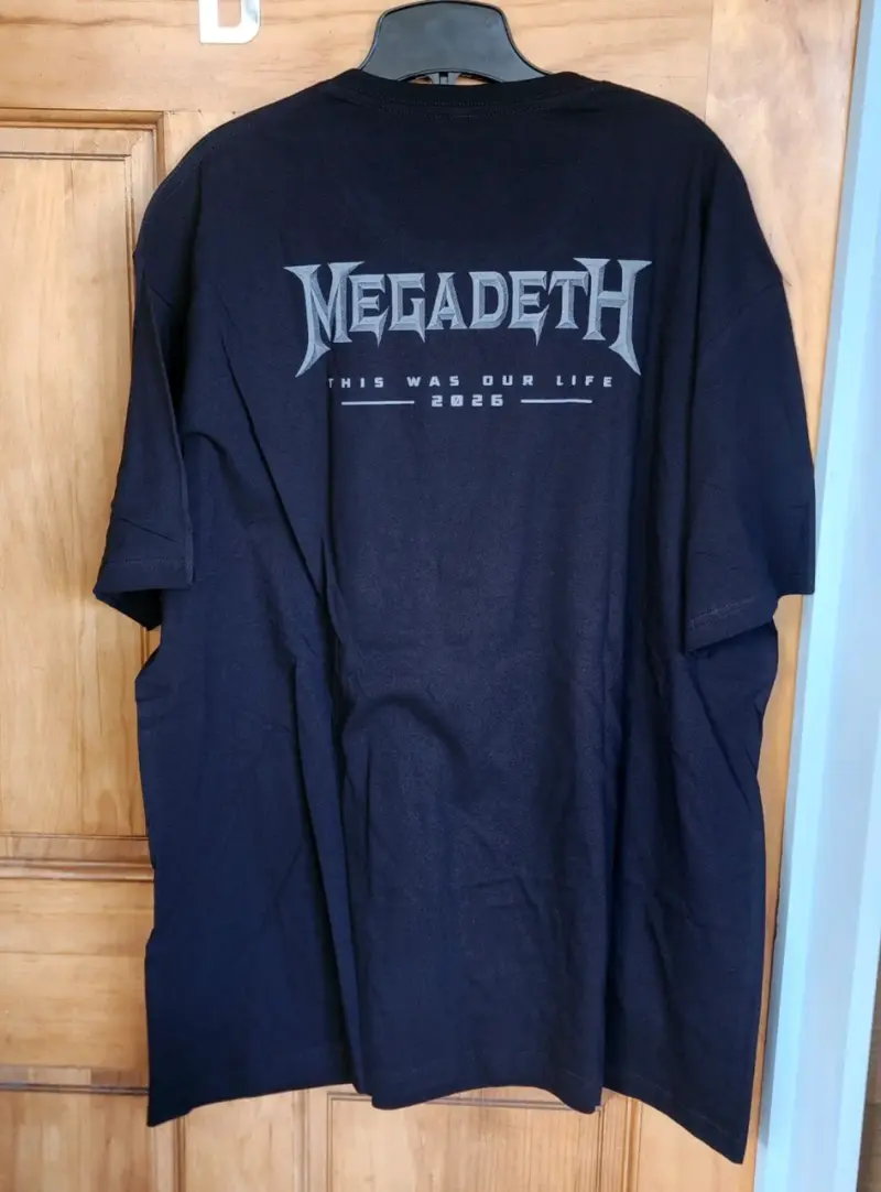 Polera Megadeth negra con diseño gráfico - 3
