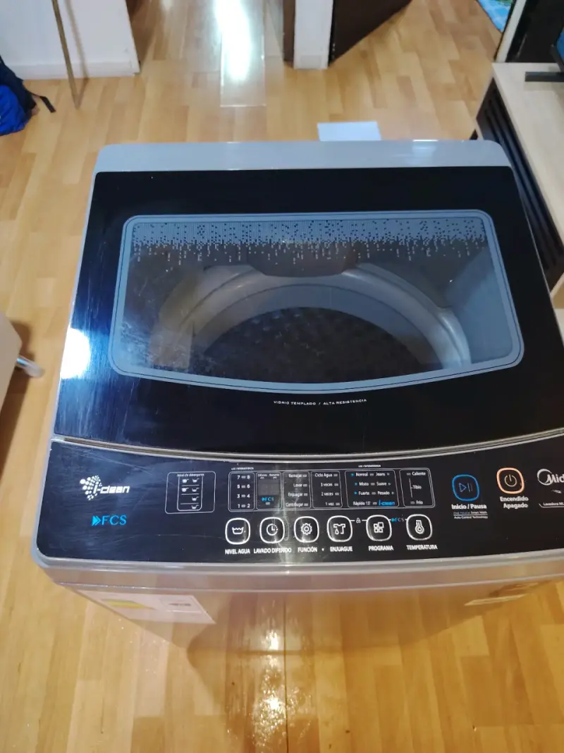 Lavadora automática Midea de 9 kilos - 1