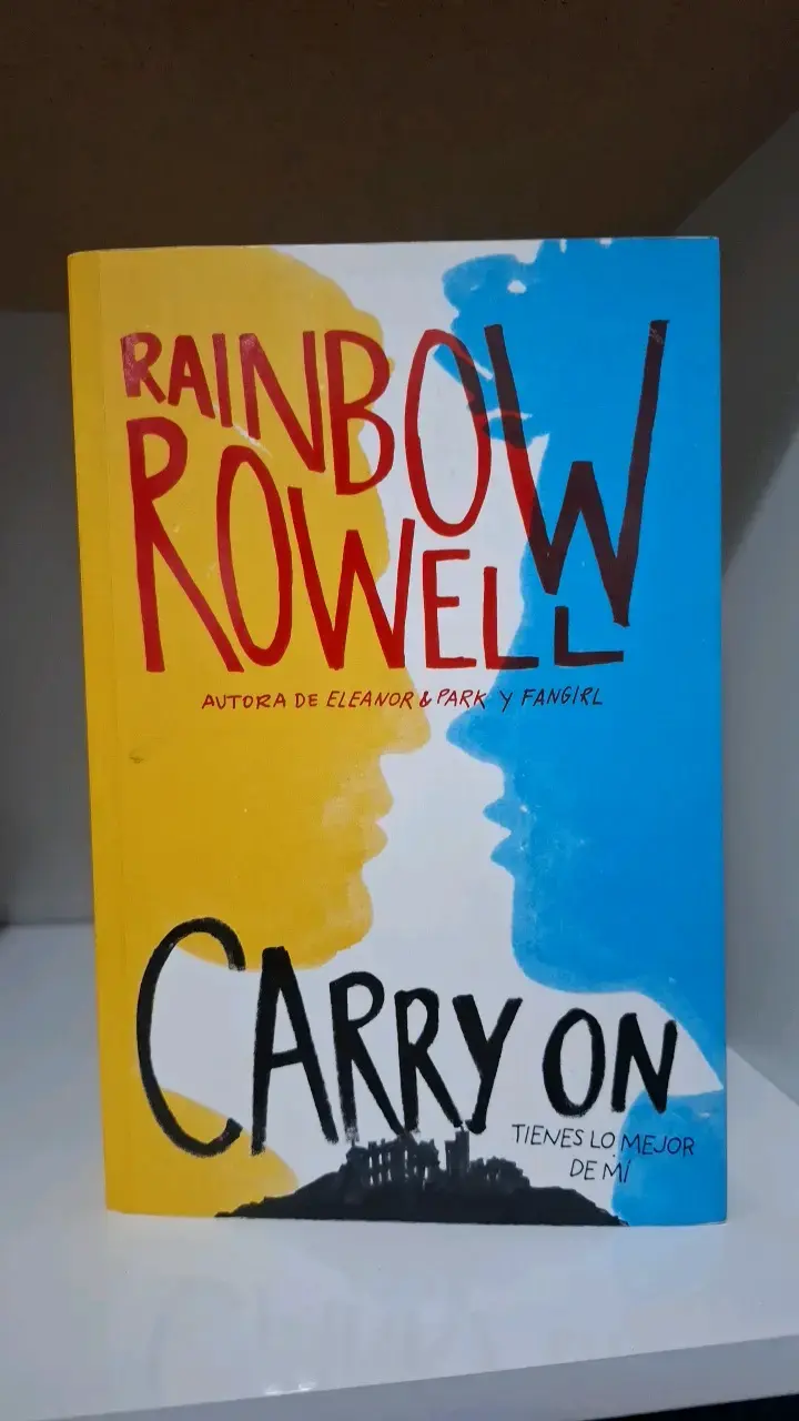 Libro 'Carry On' de Rainbow Rowell - 1