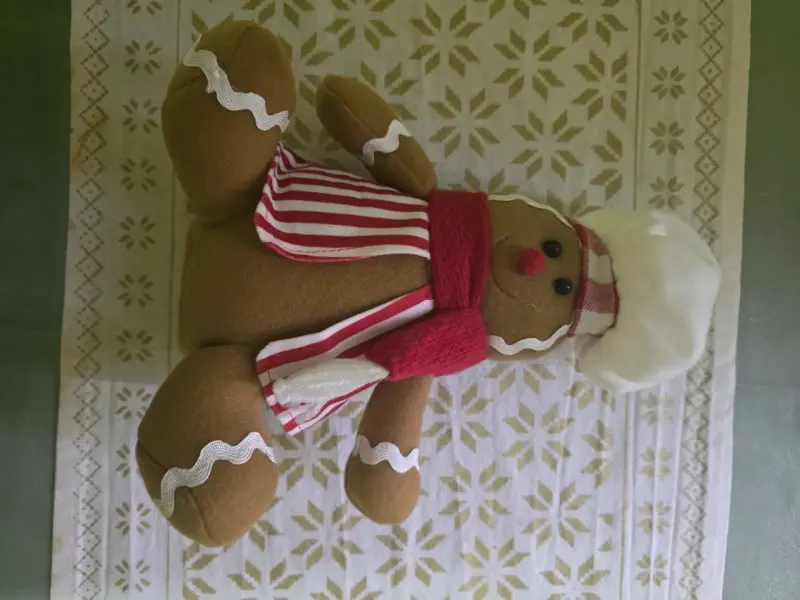 Muñeco de jengibre decorativo navideño