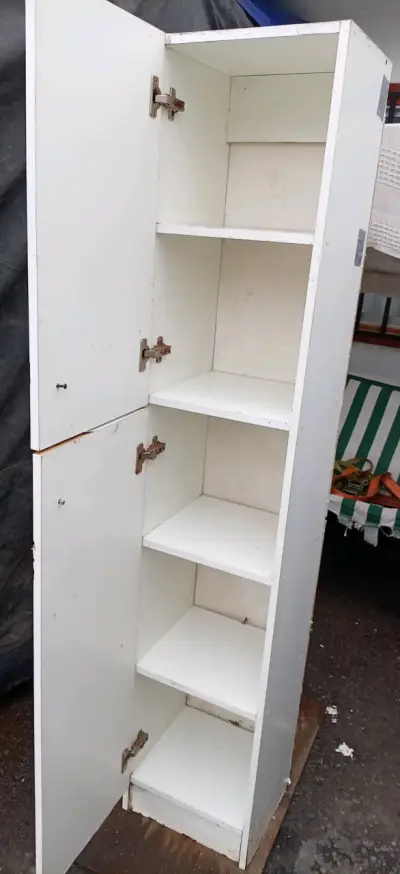 Armario blanco de almacenamiento alto - miniatura 3