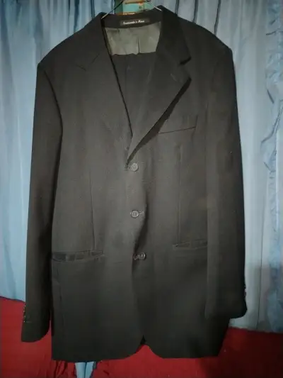 Traje formal negro para hombre - miniatura 2
