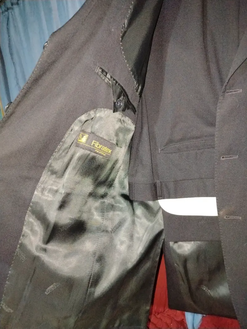 Traje formal negro para hombre - 3