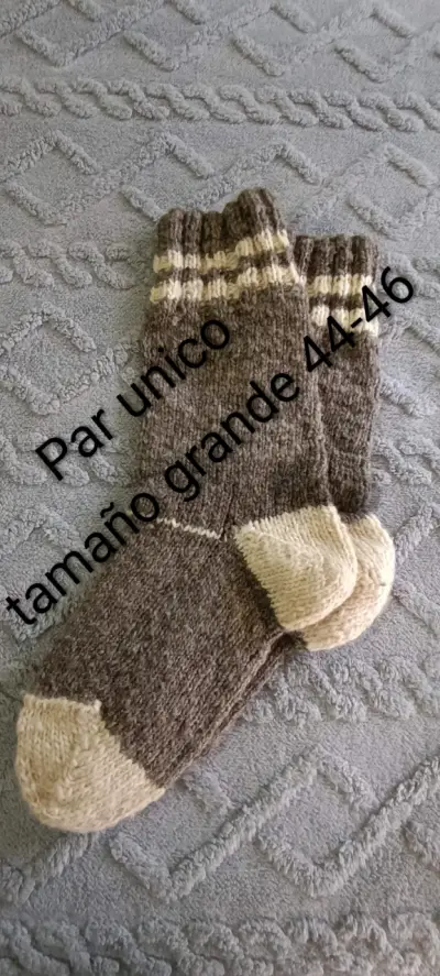 Calcetines de lana tejidos a mano en varios color - miniatura 5