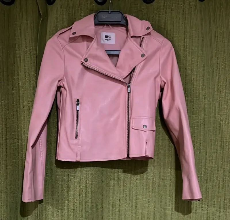Chaqueta de cuero sintético rosa para mujer - 2