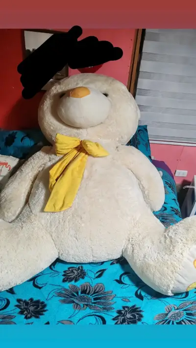 Osito de Peluche Gigante con Lazo Amarillo - miniatura 2