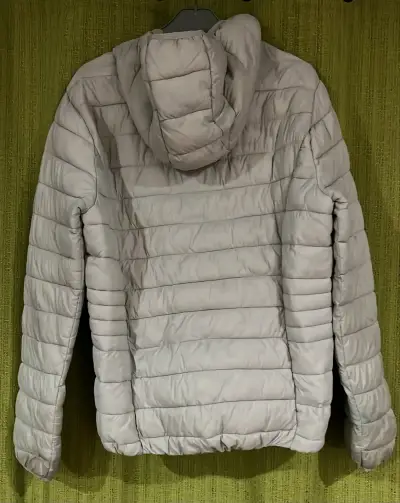 Chaqueta acolchada reversible gris y blanca - miniatura 3