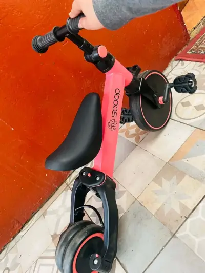 Bicicleta de equilibrio para niños Scoop rosa - miniatura 3