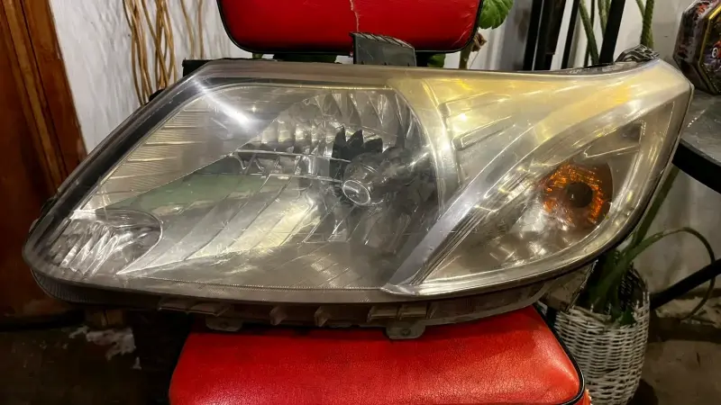 Foco delantero para Chevrolet Sail año 2010-2015 - 1