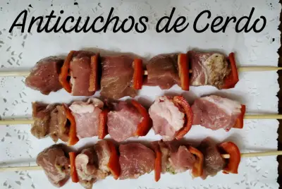Anticuchos de cerdo listos para asar - miniatura 3