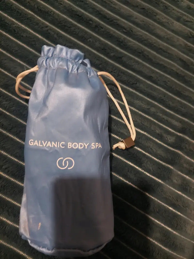 Dispositivo Galvanic Body Spa con accesorios - 1