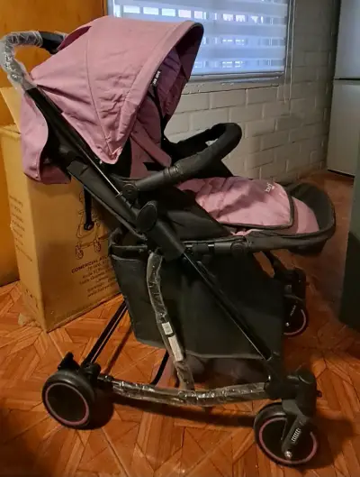 Coche para bebé Baby Way rosado plegable - miniatura 2