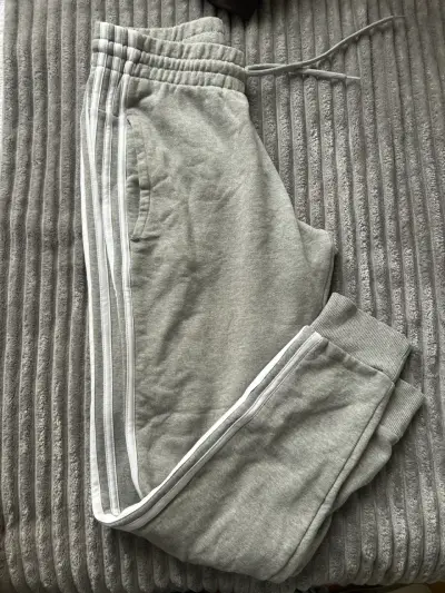 Pantalones grises Adidas original - miniatura 1