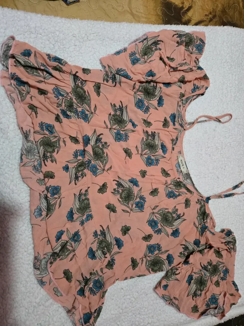 Polera sin mangas con estampado floral - 5