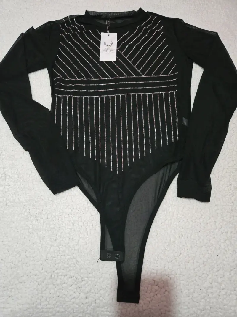 Body de mujer con diseño moderno y elegante - 2