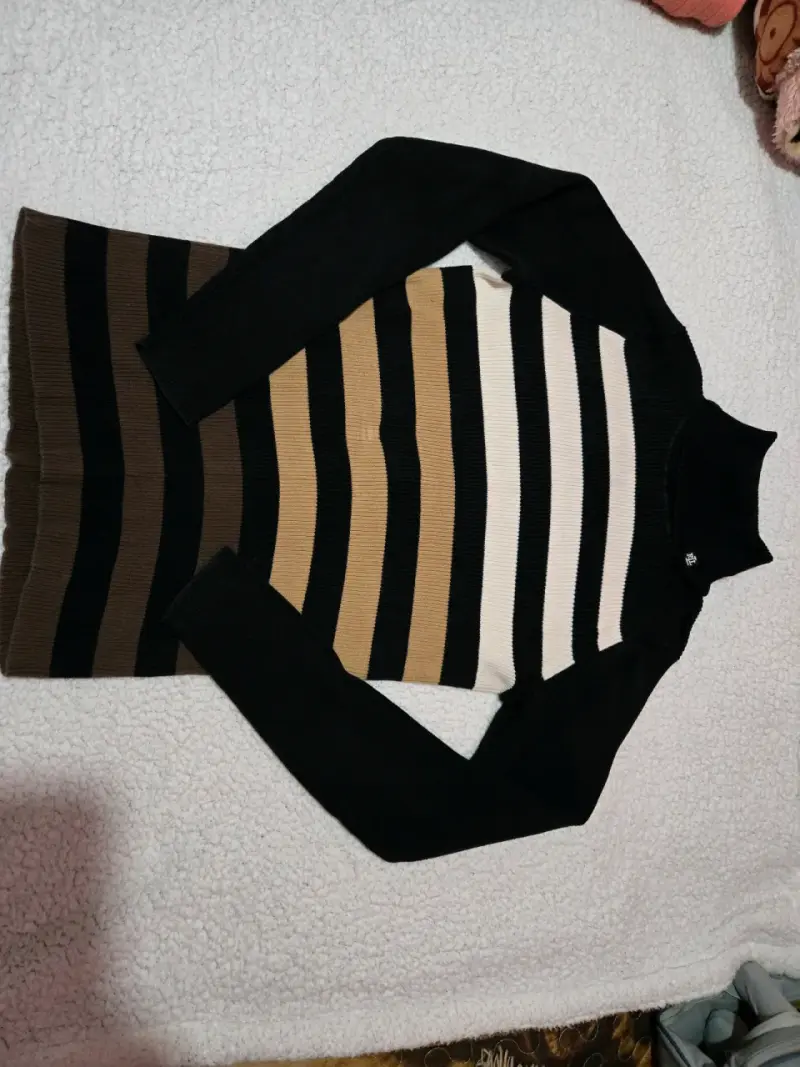 Body de manga larga con diseño de labios y ángeles - 6