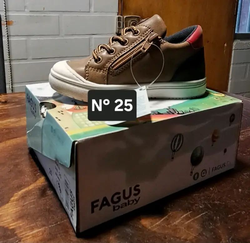 Zapatillas Fagus Baby Marrón Talla 25