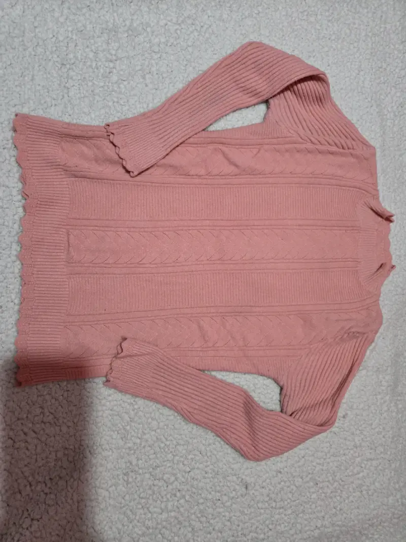 Lote de poleras y suéteres para mujer en varios estilos - 5