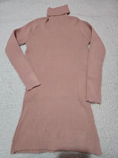Lote de poleras y suéteres para mujer en varios estilos - miniatura 6
