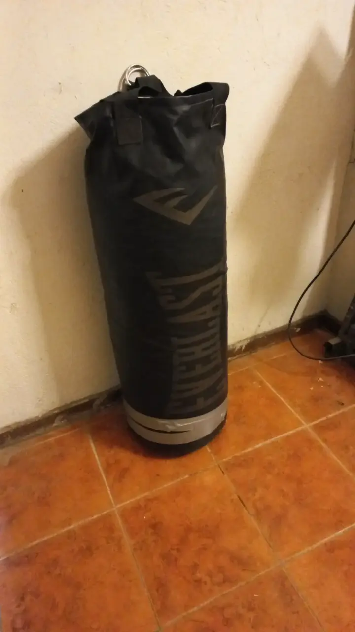 Saco de Boxeo Everlast 100 cms. para Entrenamiento - 2