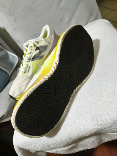 Zapatillas New Balance talla 43-44 - miniatura 3