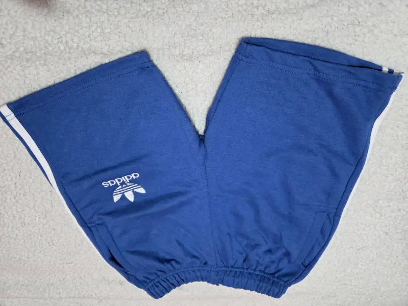 Shorts deportivos azules Adidas para hombre - 1