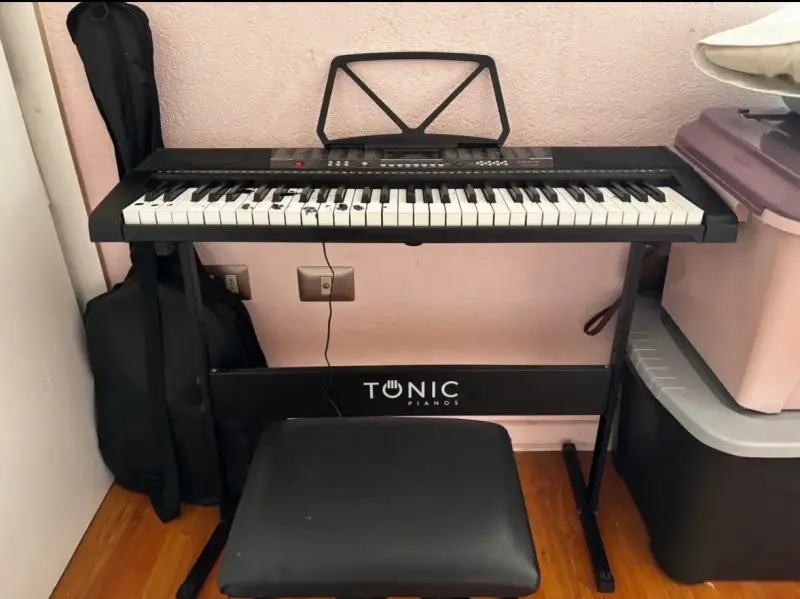 Teclado electrónico Tonic con soporte y banco - 2