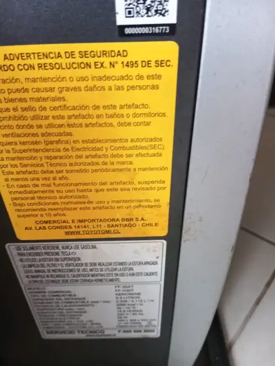 Calefactor a parafina Toyotomi con sistema programable - miniatura 2