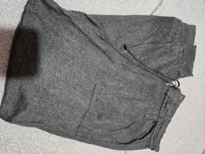 Pantalones deportivos gris para hombre - miniatura 2