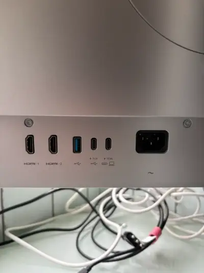Monitor BenQ de 32” - miniatura 5