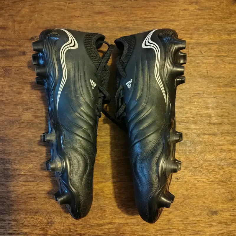 Botines de fútbol Adidas Copa negros para césped - 1