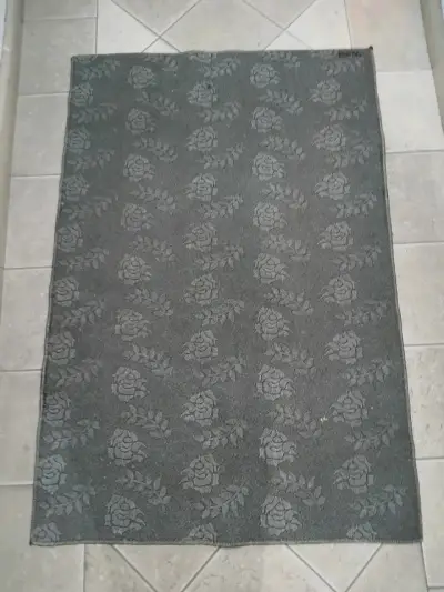 Alfombra decorativa con diseño de controles de videojuegos - miniatura 3