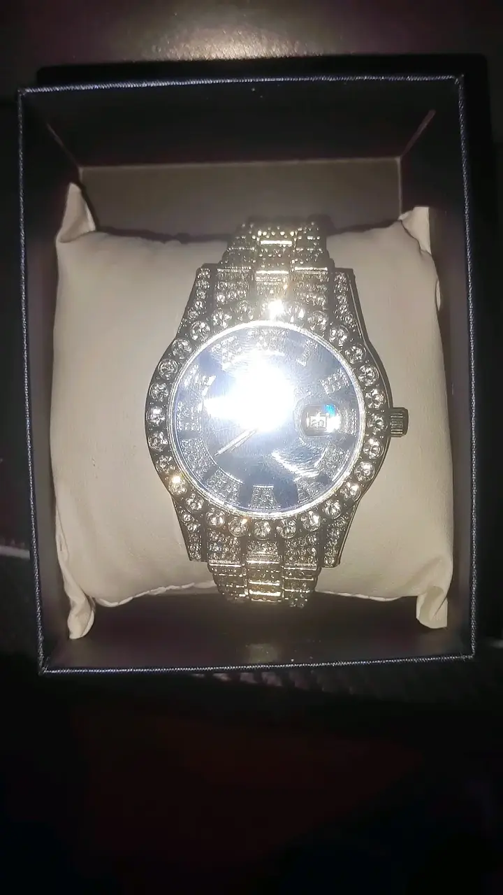 Reloj de pulsera tipo incrustación - 1