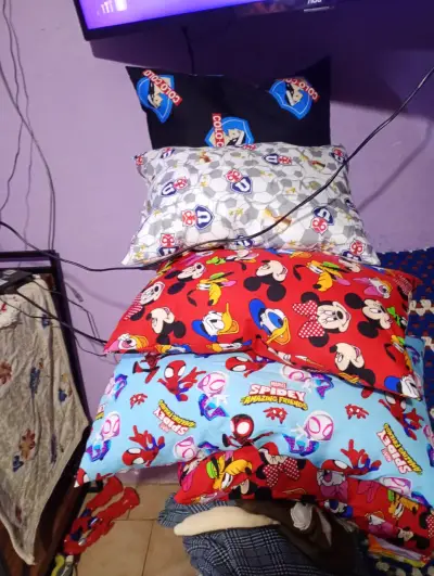 Pijamas y cojines temáticos para niños - miniatura 1