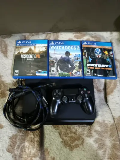Consola PS4 con juegos Resident Evil, Watch Dogs 2 y Payday 2 - miniatura 3