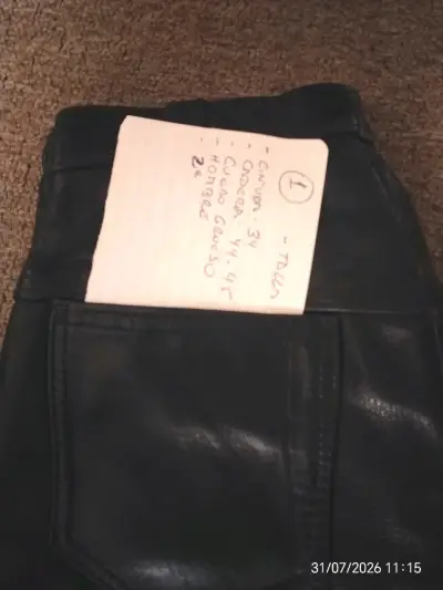 Pantalones de cuero legitimo negro talla 36 - miniatura 2