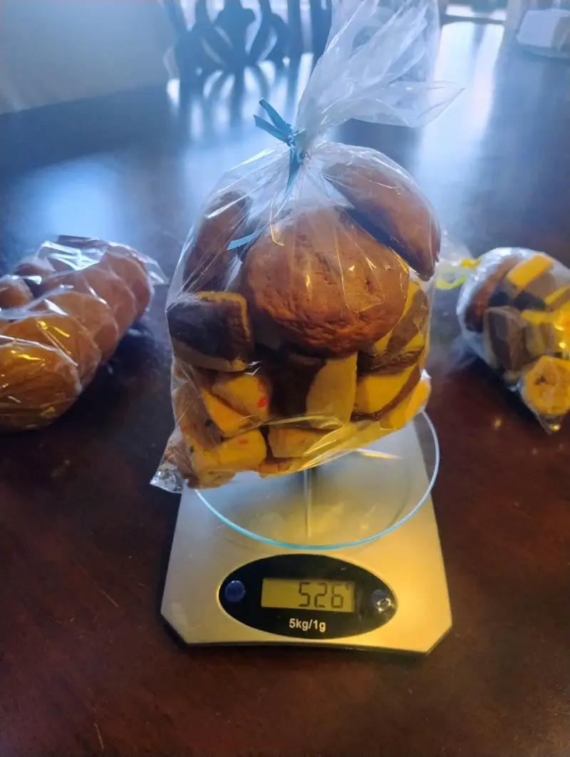 Galletas surtidas y de miel hechas con amor - 2
