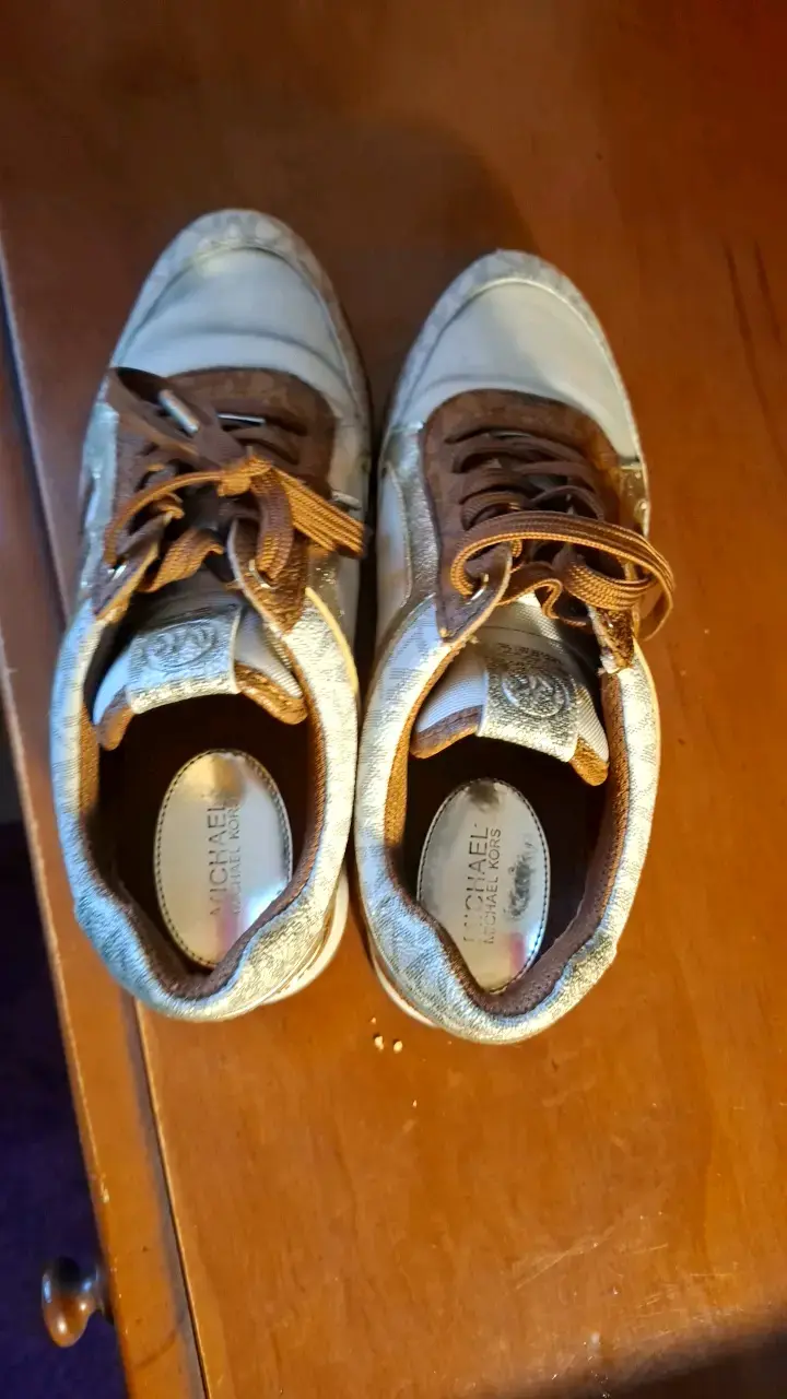 Zapatillas deportivas Michael Kors doradas - 4